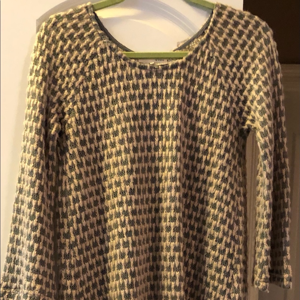 Women’s dress